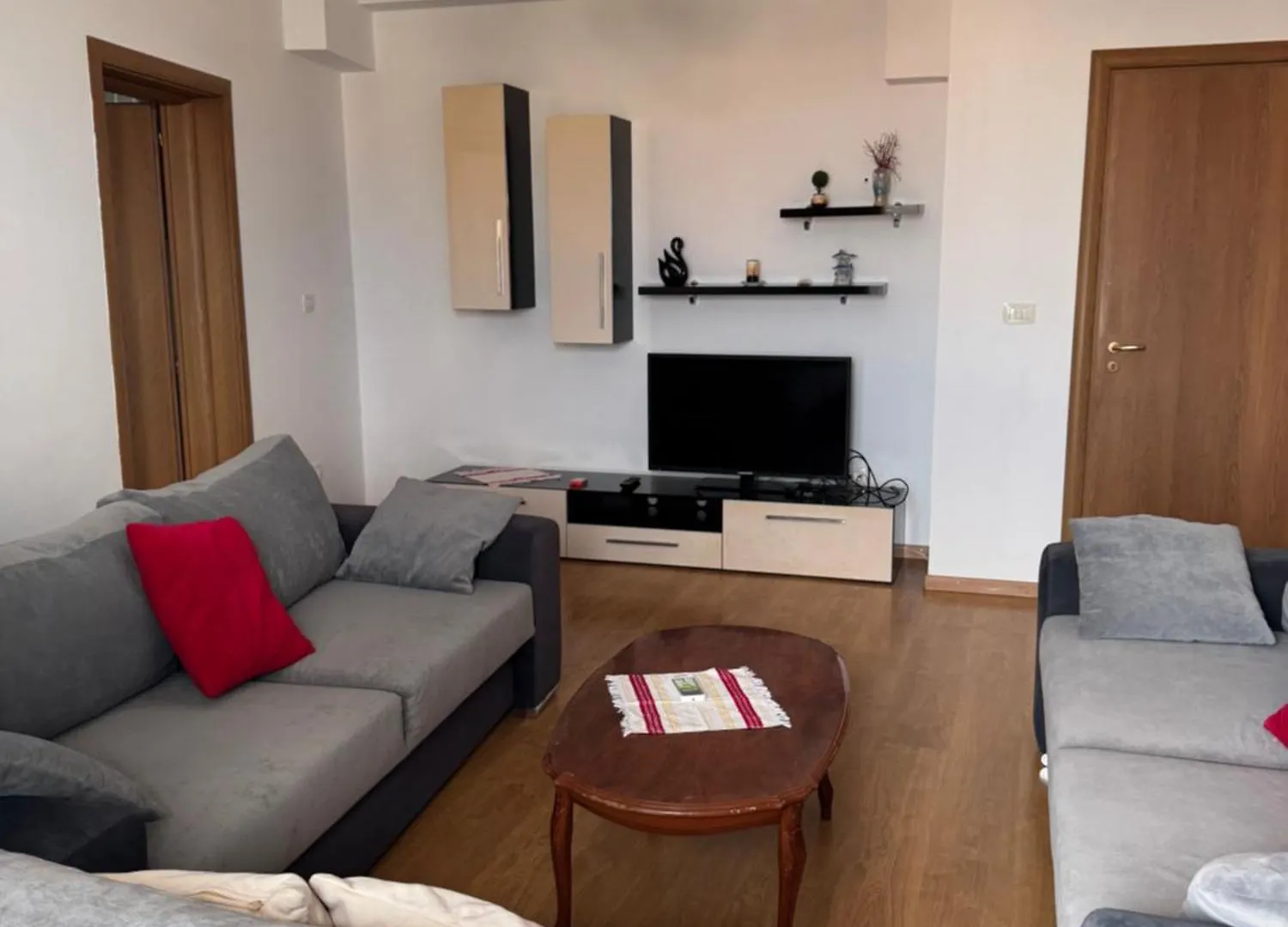 Fisi Apartament Shkoder 0*,